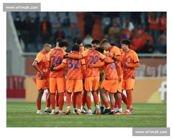 亚冠焦点大战山东鲁能迎战浦项制铁巅峰对决激情碰撞再燃绿茵热血