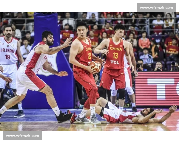 中国男篮蓝队对阵新西兰全场比赛录像回放精彩解析关键瞬间战术复盘深度解读